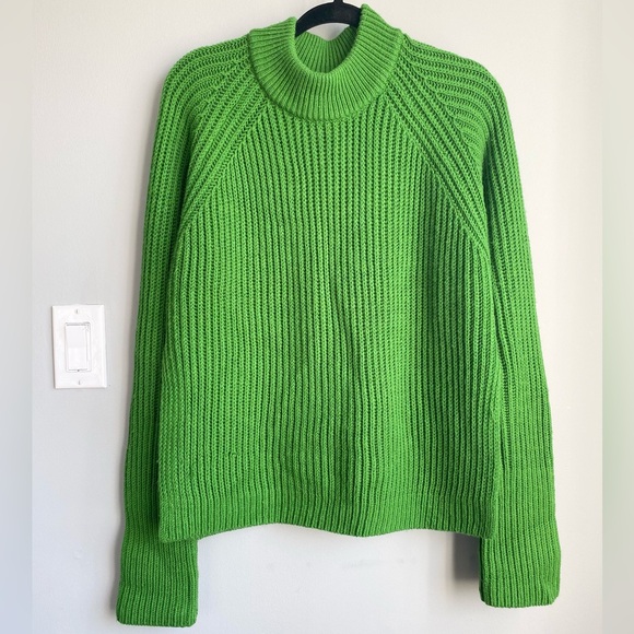 NWOT Club Monaco Thick Green Oversized Crewneck Acrylic & Wool Sweater - Picture 5 of 13